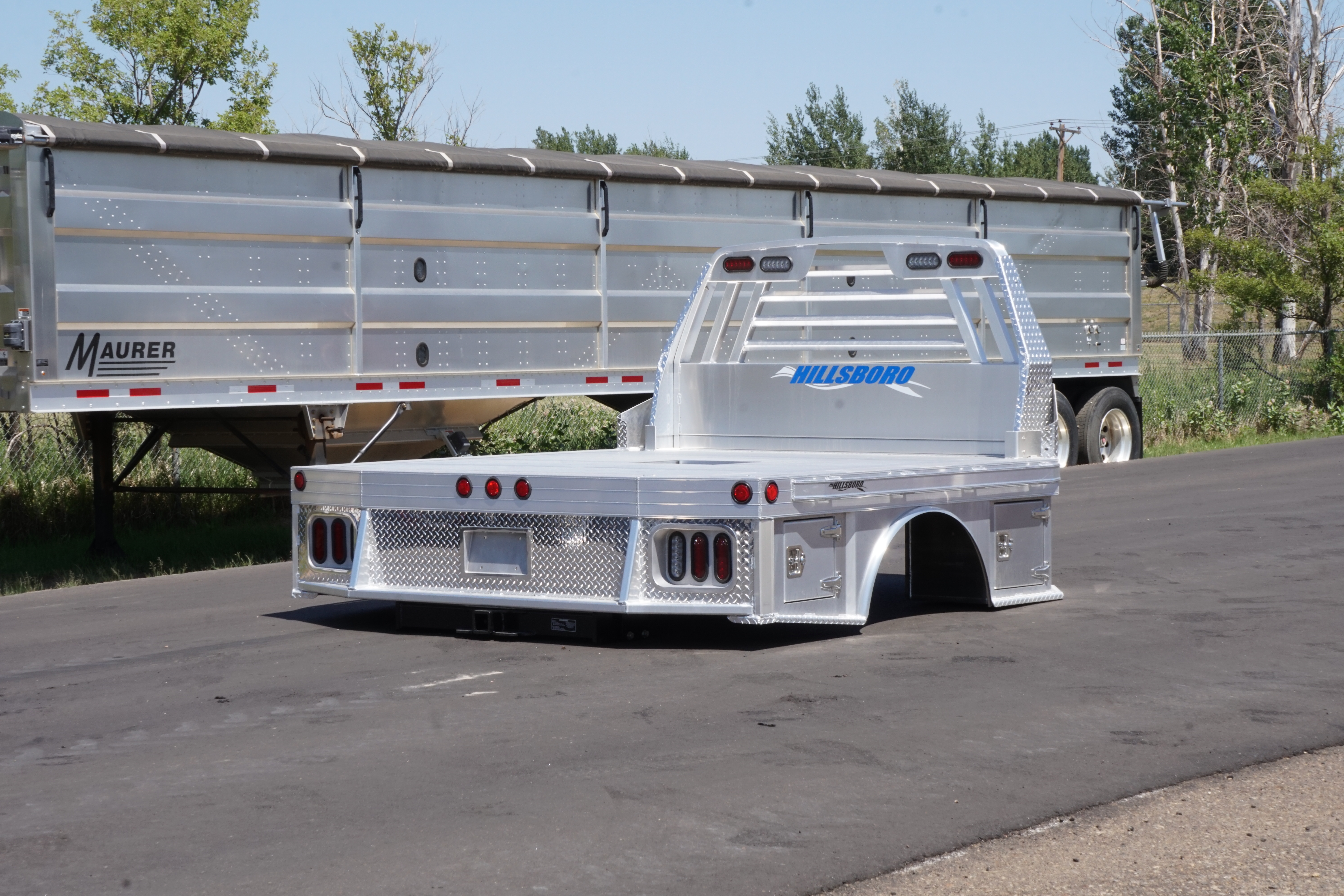 Hillsboro 3500 Series Aluminum Flatbed Dickinson Truck Equipment