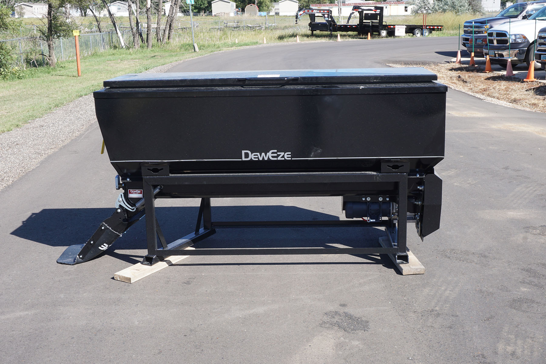Deweze Beef Cake Feeder Dickinson Truck Equipment