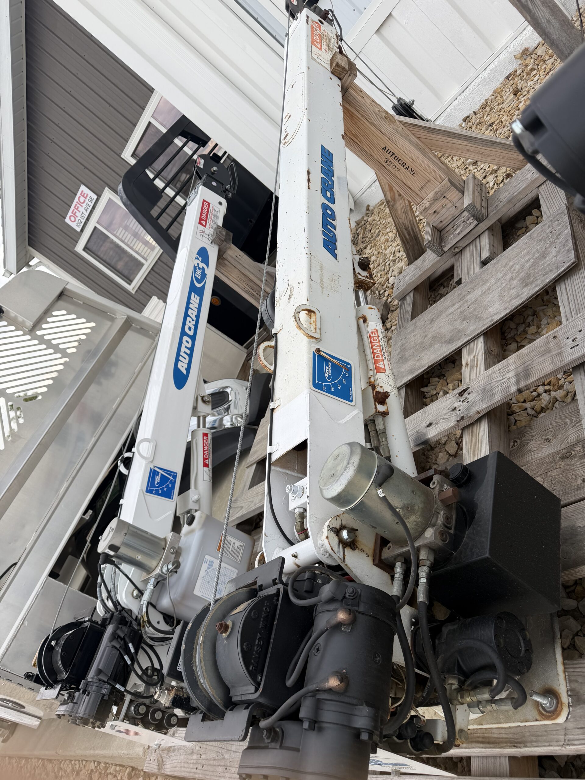 Used 3203 PRX Auto Crane - Image 2